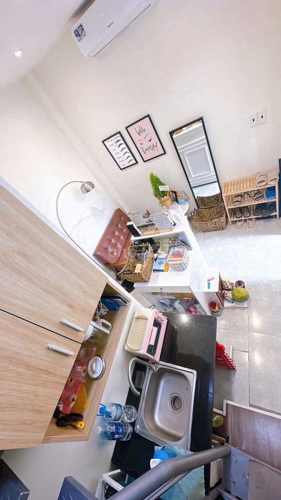 Cần bán nhà 1 sẹc, căn góc đường Nguyễn Khoái - Ảnh 2