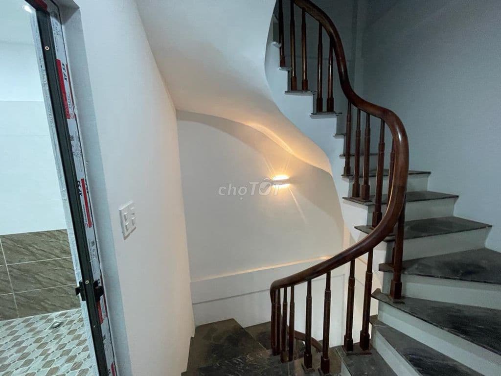 CẦN CHO THUÊ GẤP MẶT BẰNG KD, PHỐ HOÀNG QUỐC VIỆT, CẦU GIẤY, HÀ NỘI - Ảnh 2