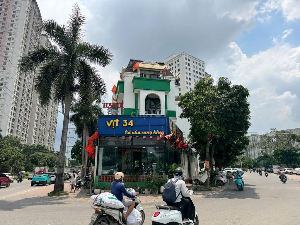 Chính chủ bán căn Biệt thự VIP 3 mặt tiền Xa La - Hà Đông