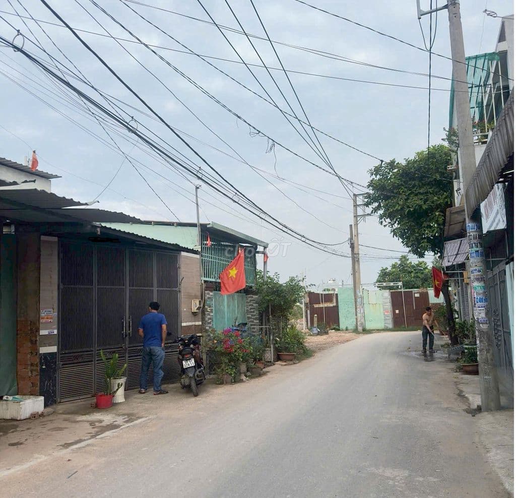 80m SHR Nhà Mặt Tiền Ấp 4B Ngay ngã 5 Nguyễn Thị Tú - Ảnh 3