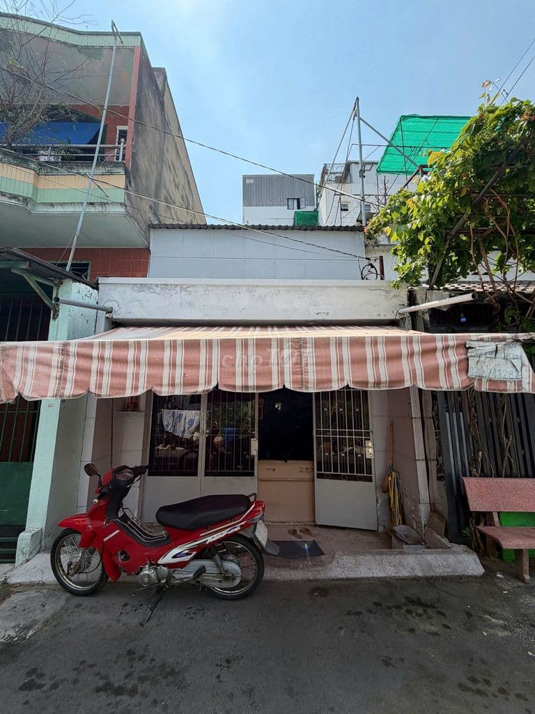 Nhà hẻm 111 Lê Đình Cẩn - gần Khu Tên Lửa.
