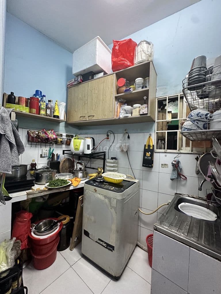 2.5 tỷ nhà quận 3 - 2PN - giáp Hoàng Sa và Trường Sa