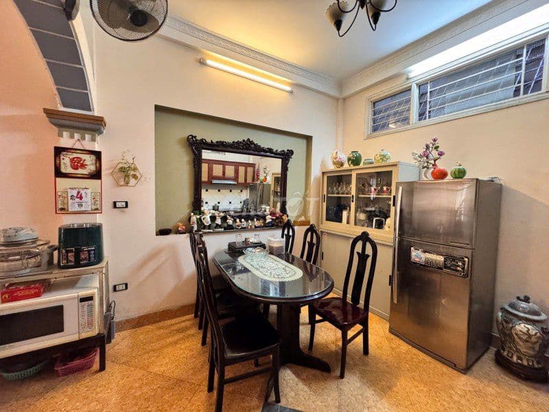 Bán gấp !!! Nhà đẹp lô góc thoáng sáng , nội thất sang trọng - 40m2 - Ảnh 2