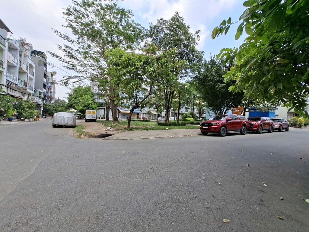 🏡Nhà Cấp 4 MTNB 12m khu Bình Phú 4x18m xây 3,5 tấm GẦN TRƯỜNG BÌNH PHÚ