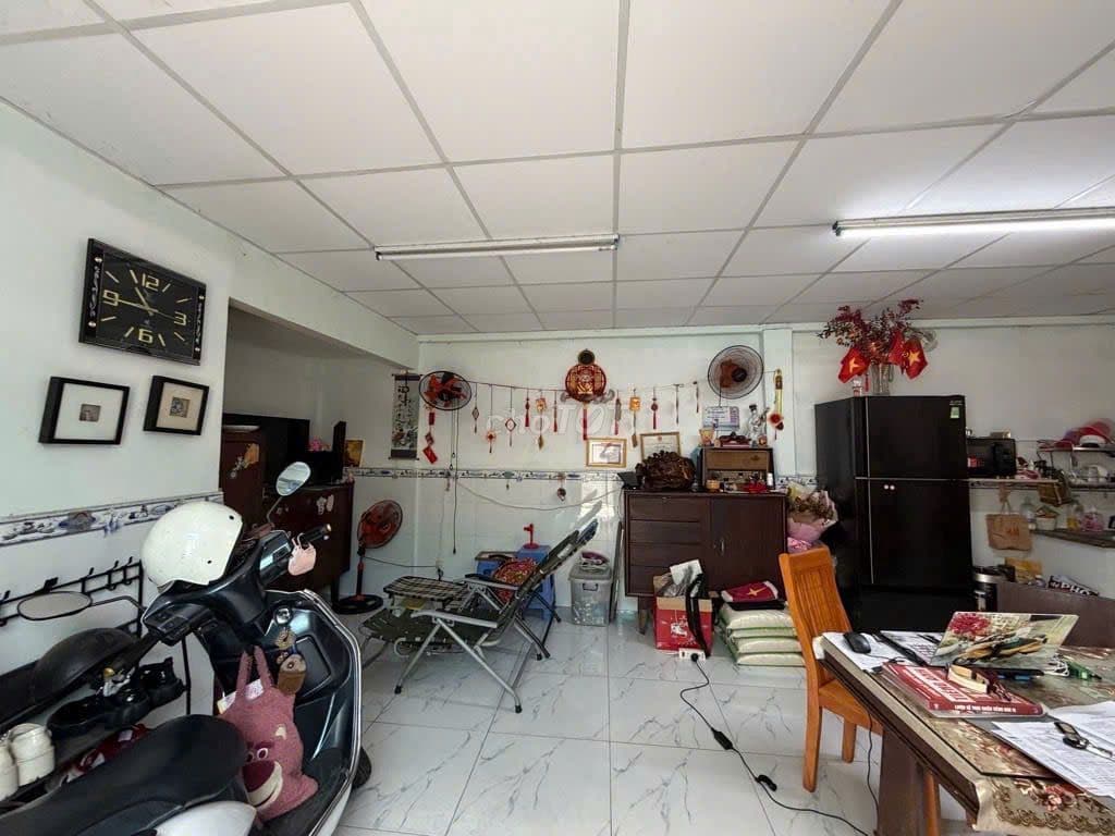 Hẻm xe hơi sát MT Xóm Chiếu – 60m2 - 2 tầng – Ko QH – 6,68 tỉ.