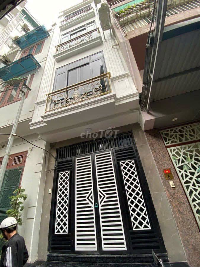 Nhà 60m² Lê Quang Đạo, 11 tỷ, 6 ngủ, thang máy
