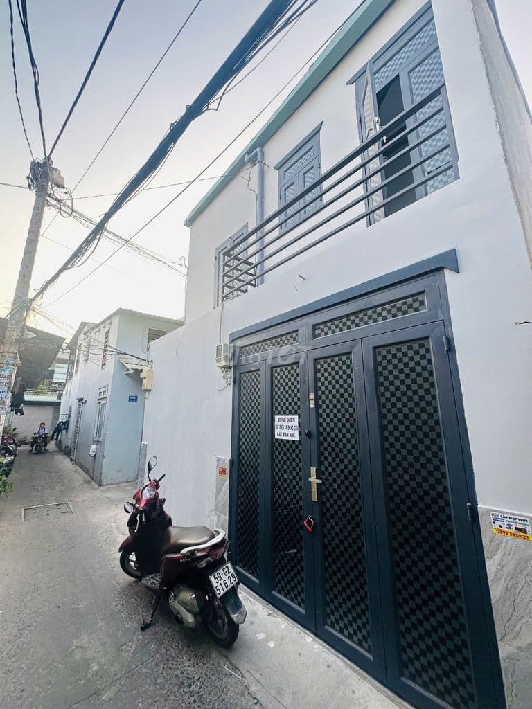 Bán 2 Căn Nhà Q12 ngay ngã 4 Chợ Cầu 4x7m Có GPXD Sổ Hồng Full Thổ Cư - Ảnh 2