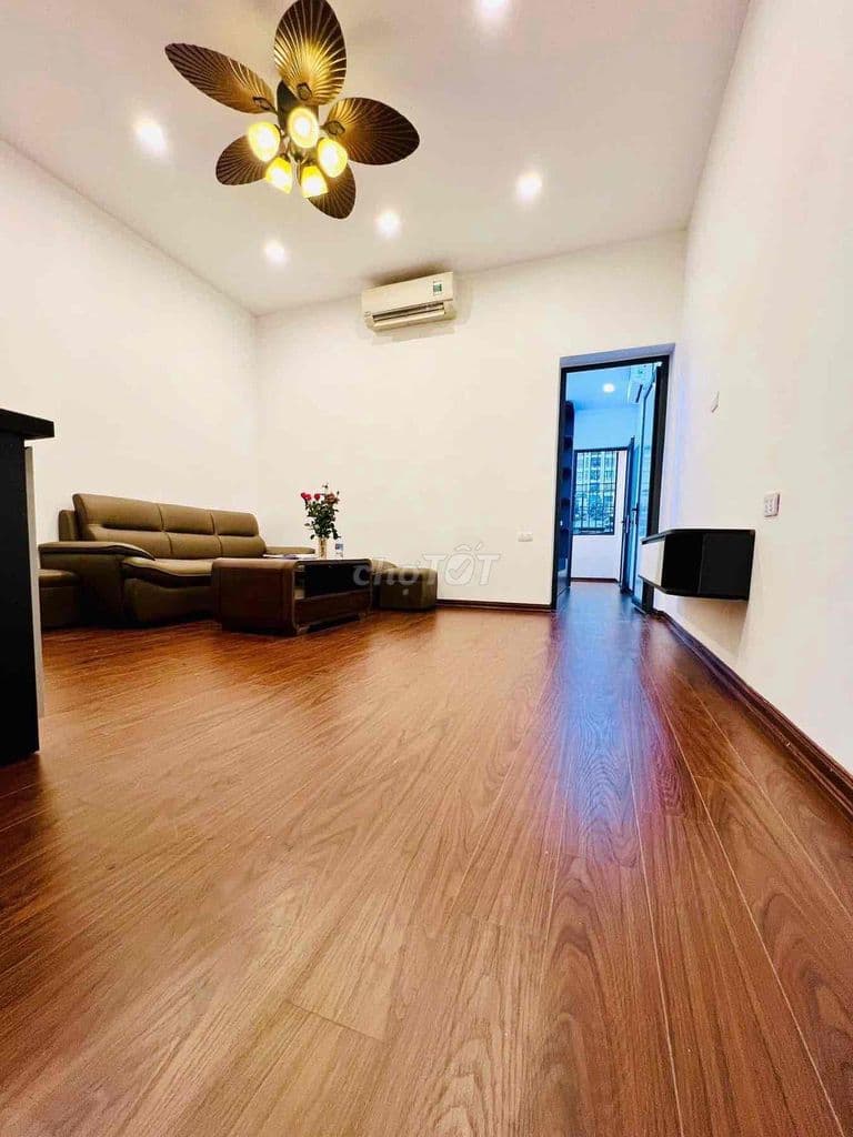 Căn TT sổ hồng Nguyễn Trãi-Mặt chợ-2 thoáng-70m;2NKK