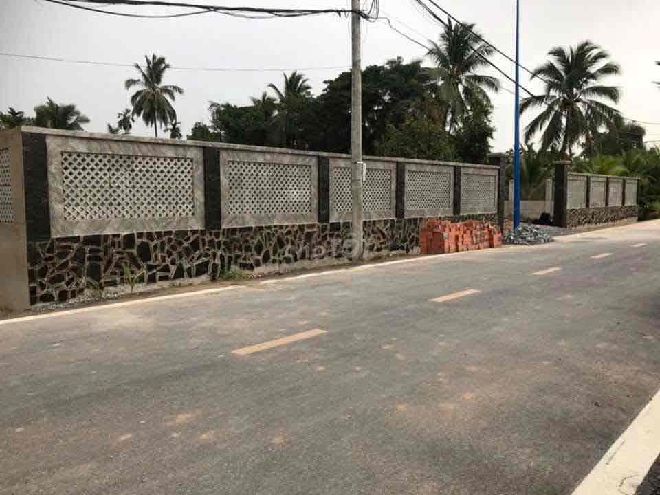 cân bán lô đât mặt tiền