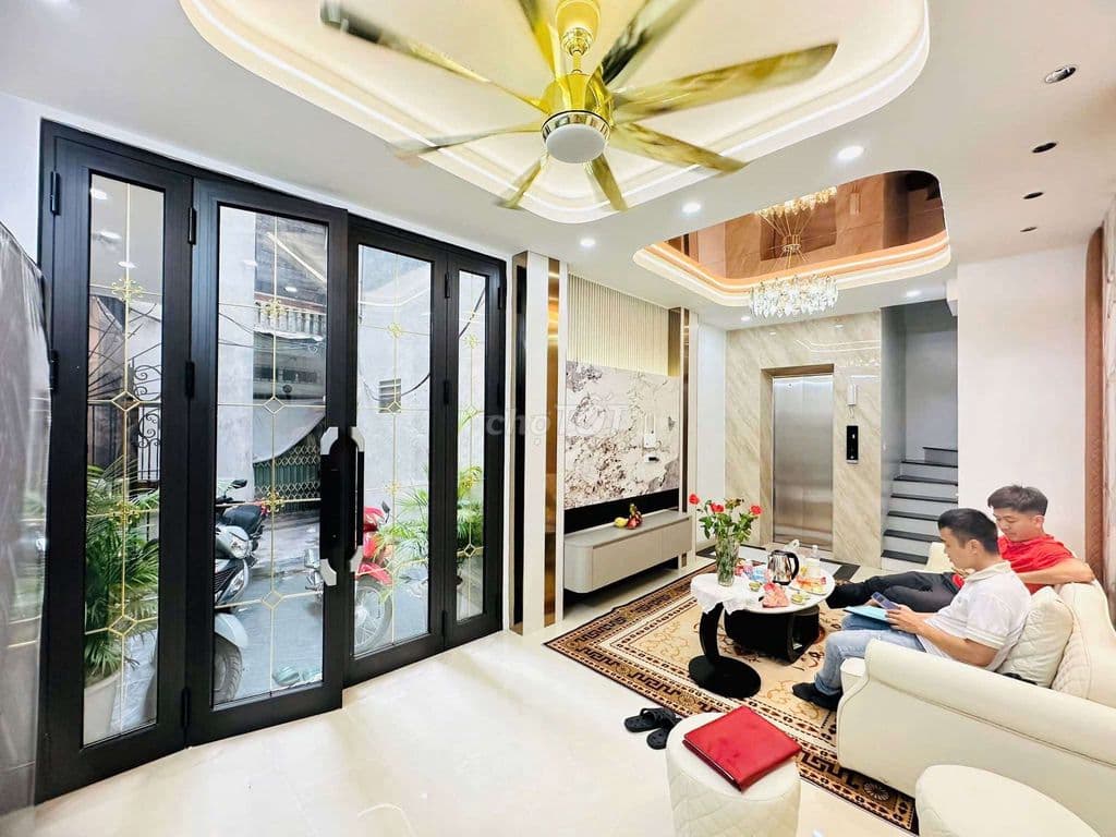 Bán nhà Văn Cao _ Ba đình _ 5 tầng đẹp long lanh _ Chỉ 8,95 tỷ - Ảnh 2