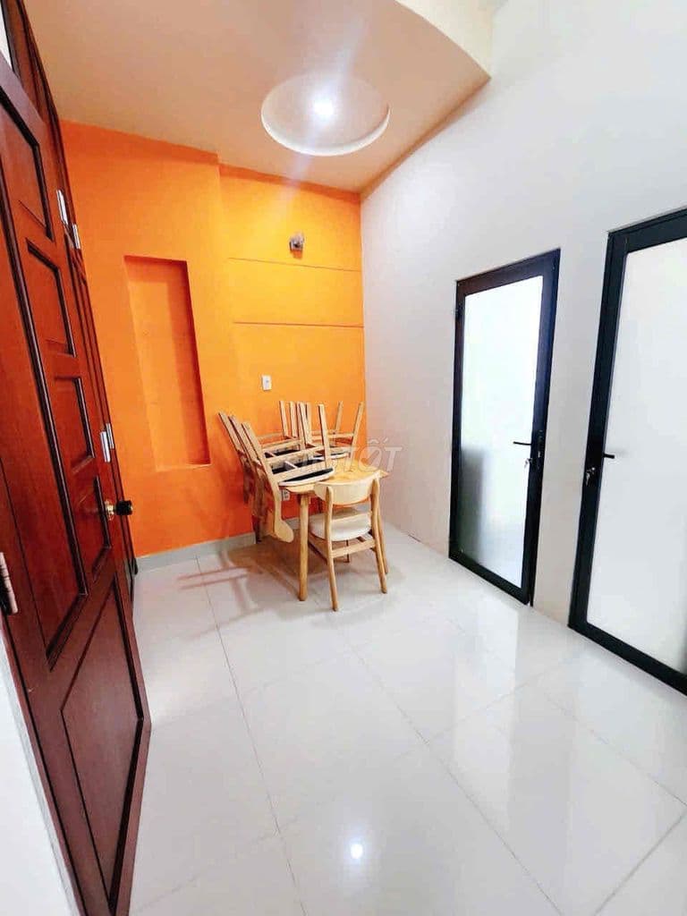 CĂN HỘ DV 2 PHÒNG NGỦ RỘNG 65m2 - GIÁ RẺ - CÓ BAN CÔNG FULL NỘI THẤT - Ảnh 3