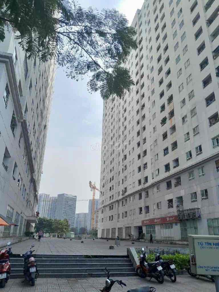 BÁN GẤP CĂN HỘ 1050( số 4 phan chu trinh. Gần nơ trang long)