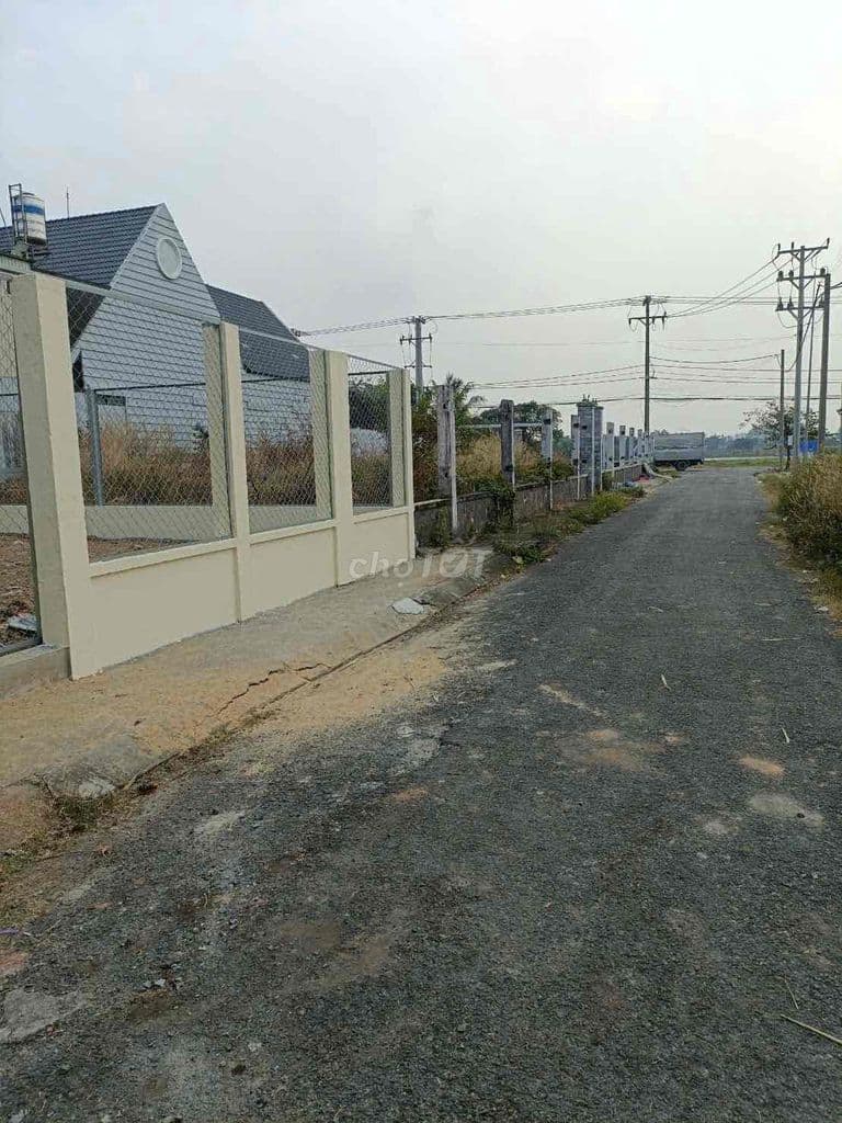 Cần BanGấp Lô Đất 10x16m Shr Đg Nhựa 7m Ngay Chợ XTT Phan Văn Hơn 300m - Ảnh 3