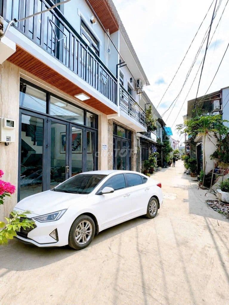 Bán Nhà giá rẻ Hẻm Xe Hơi Thị Trấn Nhà Bè