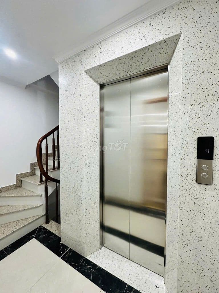 Bán nhà Trần Duy Hưng, lô góc, 50m2x5 tầng, thang máy, ngõ thông