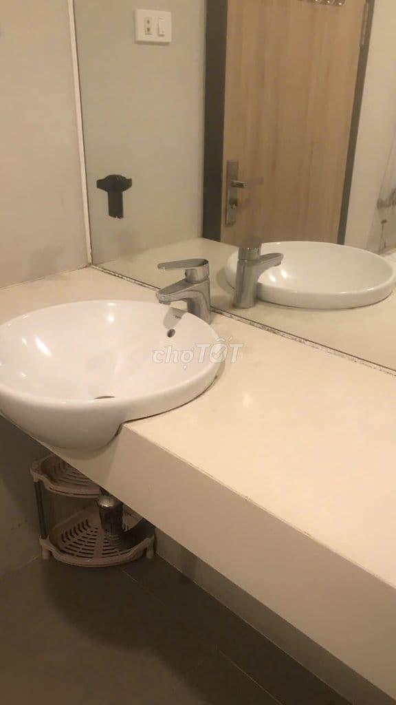 Cho thuê căn hộ đầy đủ nội thất