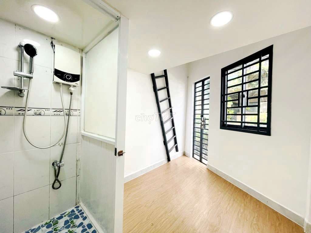 Hơn 1T, nhà Bình Thạnh sát ngay mặt tiền Nơ Trang Long - Ảnh 2