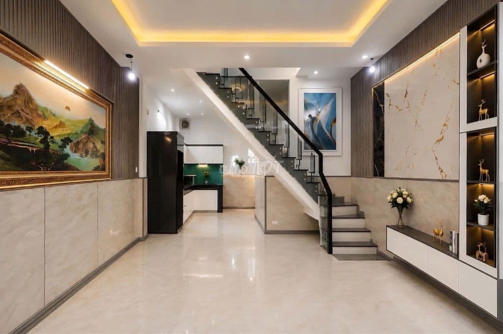 Ở ĐÂY BÁN NHÀ MỚI ĐẸP - SÁT CHỢ CẦU - NGUYỄN VĂN QUÁ - 1.650 Tỷ