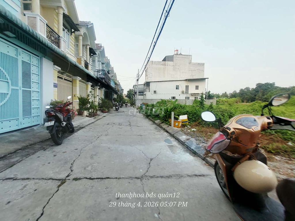 bán đất 80 m đường thông xe hơi khu dân cư Vạn Xuân tx38
