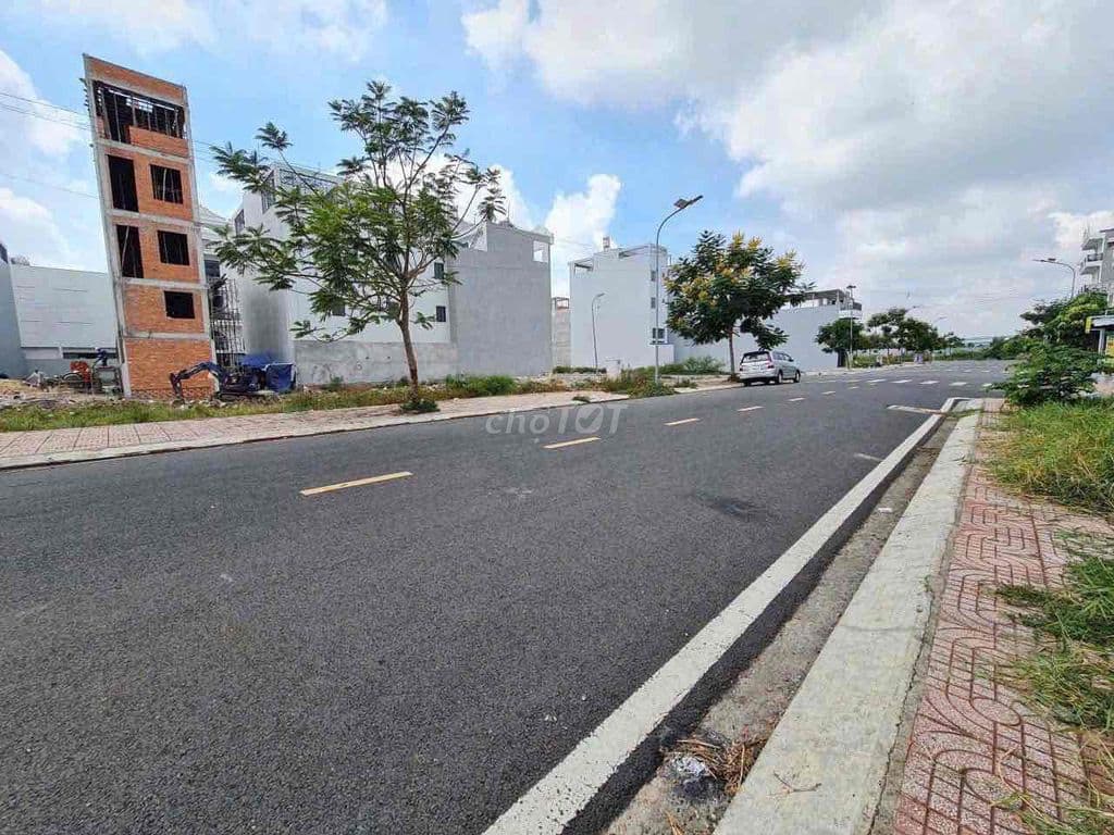 Cần bán lô đất 100m2 - giá 1 tỷ 499 - xã Phong Phú - Ảnh 3
