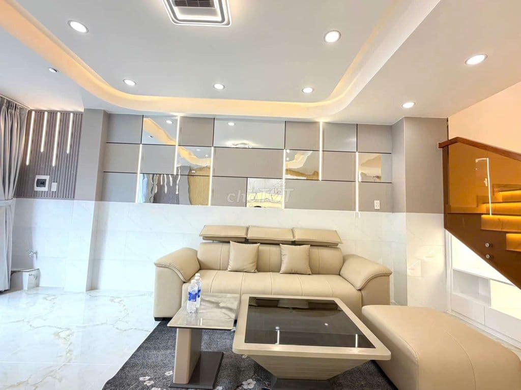 nhà hẻm xe hơi vf3 4x13.4m 3 tầng 4pn gần Phú Mỹ Hưng Quận 7 4 tỷ 95 - Ảnh 2