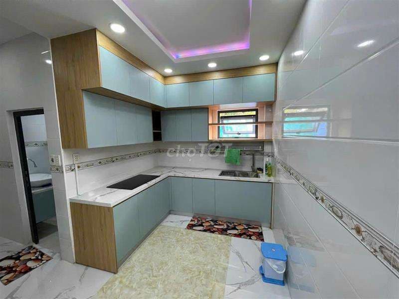 NHÀ NỘI THẤT XỊN HƠN 3 TỶ HUỲNH TẤN PHÁT QUẬN 7-DT 6×10M-HOÀN CÔNG