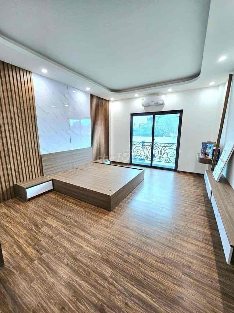 Siêu Gấp!! Phố Quan Nhân, nhà đẹp ở luôn, ngõ nông, 20m oto tránh, 40m - Ảnh 2