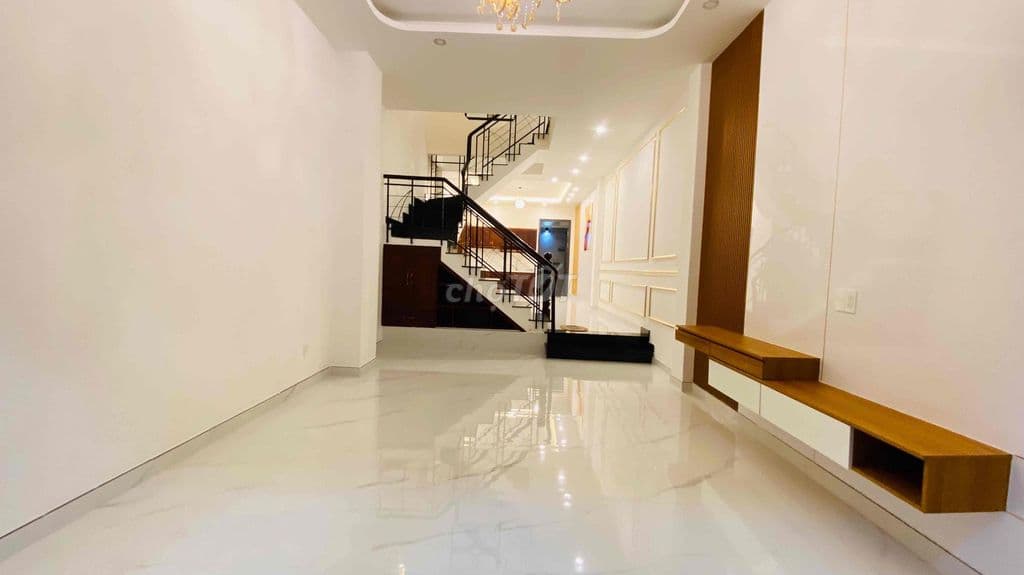 CHỈ 16.8 TỶ MẶT TIỀN PHAN HUY THỰC Q7, 3 TẦNG BTCT MỚI 100% BAO ĐẸP