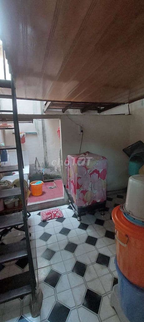 Cần bán gấp nhà 1 lầu cũ Kênh Tân Hóa gần Đầm Sen - Ảnh 2