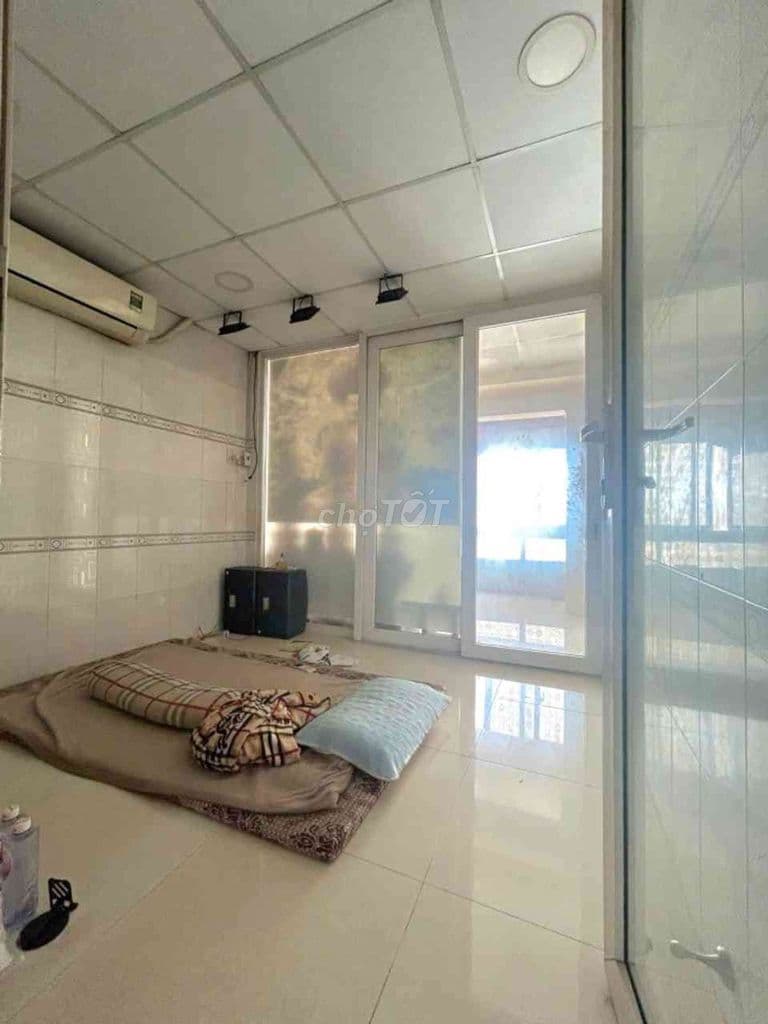 Nhà: cách mạng tháng 8, P 7 Tân Bình ,20M2 ,3 Tầng 3PN ,Giá 2.95Tỷ - Ảnh 2