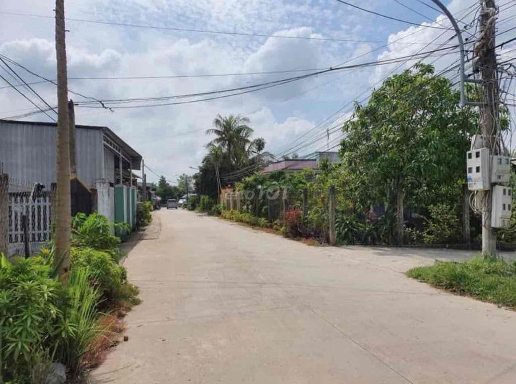 cần bán gấp đất thổ cư gần chợ bình chánh