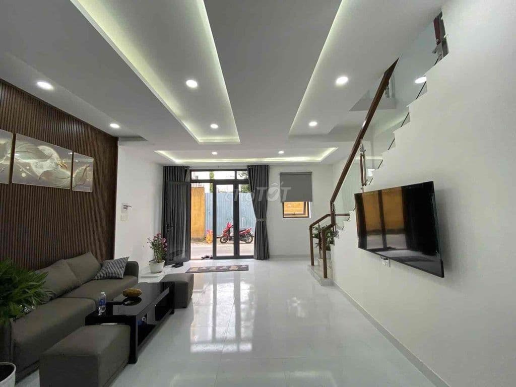 NHÀ TÂY THANH TÂN PHÚ HẺM XE HƠI THUẬN TIÊN DI CHUYEN TRUNG TÂM - Ảnh 3