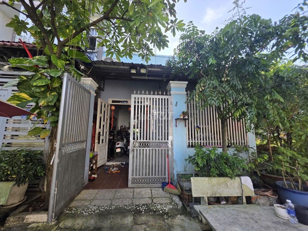 BÁN NHÀ 1 TRỆT, 1 LẦU, 3PN, 3WC + NHÀ CẤP 4 3 PN - Ảnh 2