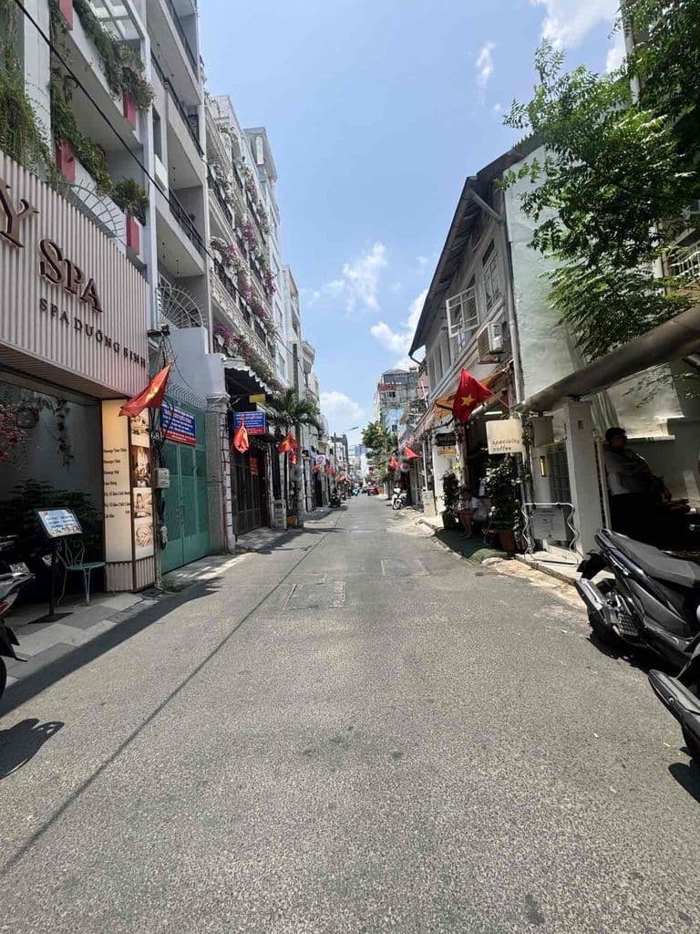 MT ĐINH CÔNG TRÁNG Q1
