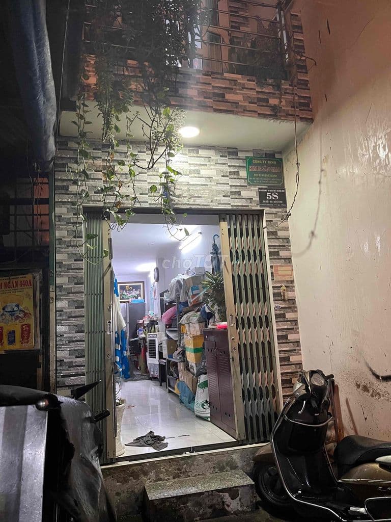 Chính chủ cần bán nhà phố mặt tiền Trần Văn Đang, gần trung tâm