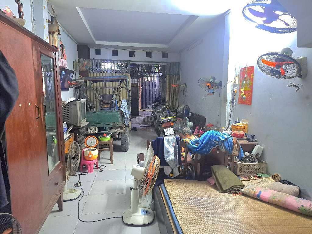 BÁN NHÀ TRUNG MỸ TÂY Q12, HẺM XE TẢI 68M2 ,NHỈNH 4 ĐỒNG