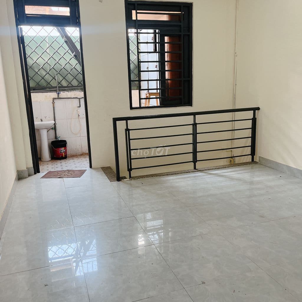 Bán nhà ( gần nhà thờ Bình Thuận), 4x16m, 1 lầu, 5.1 tỷ TL - Ảnh 3