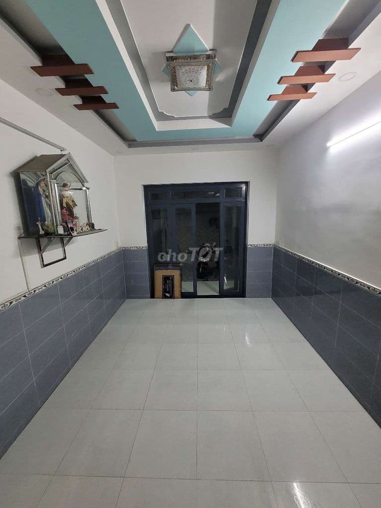 NHÀ CÁCH ĐƯỜNG XE TẢI 15M KHU VỰC AN NINH GẦN TRƯỜNG HỌC. CHỢ . SHR - Ảnh 2