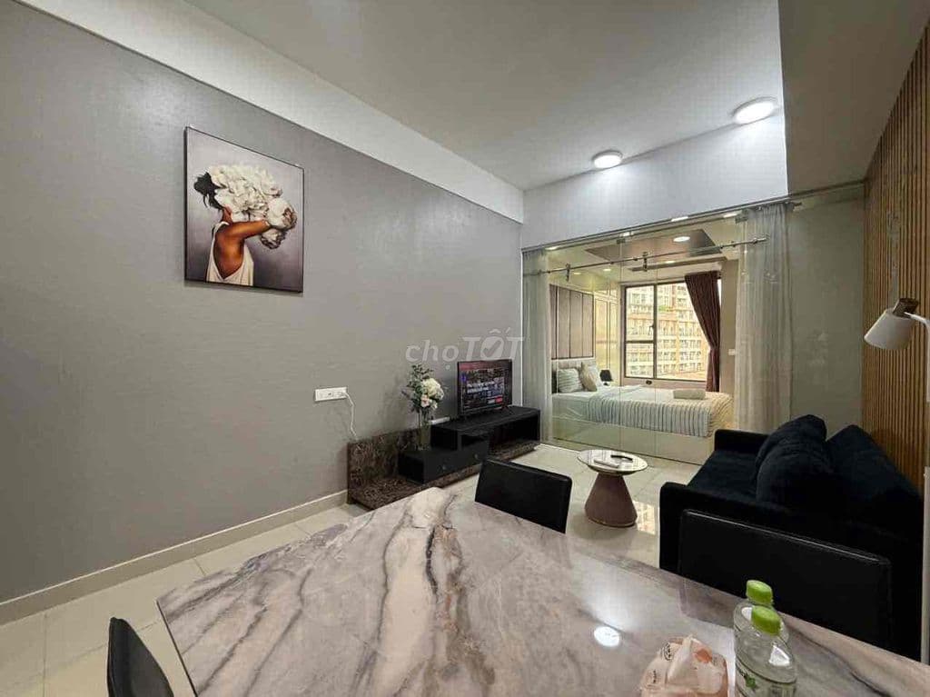 Căn hộ studio rộng 38m2 đầy đủ nội thất RIVER GATE