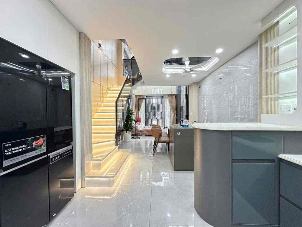 NHÀ ĐẸP 5L THIẾT KẾ HIỆN ĐẠI CHÂU ÂU SANG TRỌNG BẬC NHẤT BÌNH TRỊ ĐÔNG - Ảnh 2