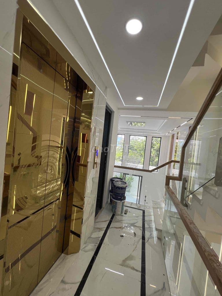 🔥 SIÊU PHẨM 5 TẦNG THANG MÁY – ĐƯỜNG 10M THẠNH LỘC 14 – CẠNH NGÃ TƯ GA