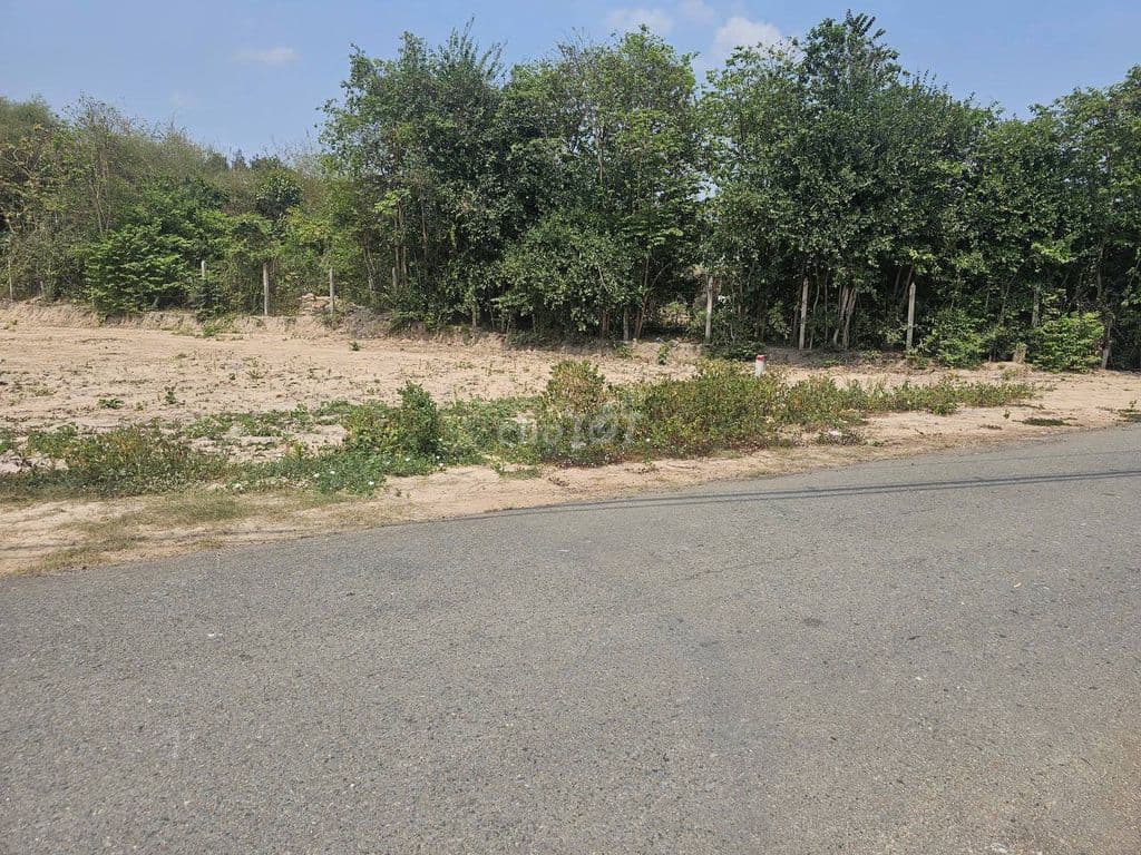 Cắt lỗ bán nhanh lô đất ngay Trung tâm hành chính - Dân cư đông