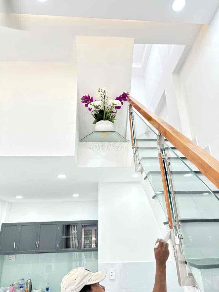 Cần bán gấp nhà Lạc Long Quân Dt 15m2 giá 1ty850 - Ảnh 3