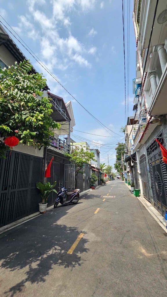 bán gấp trong Tuần giảm mạnh 350tr nhà 3 Tầng hẻm xe tải Trung Mỹ Tây - Ảnh 2