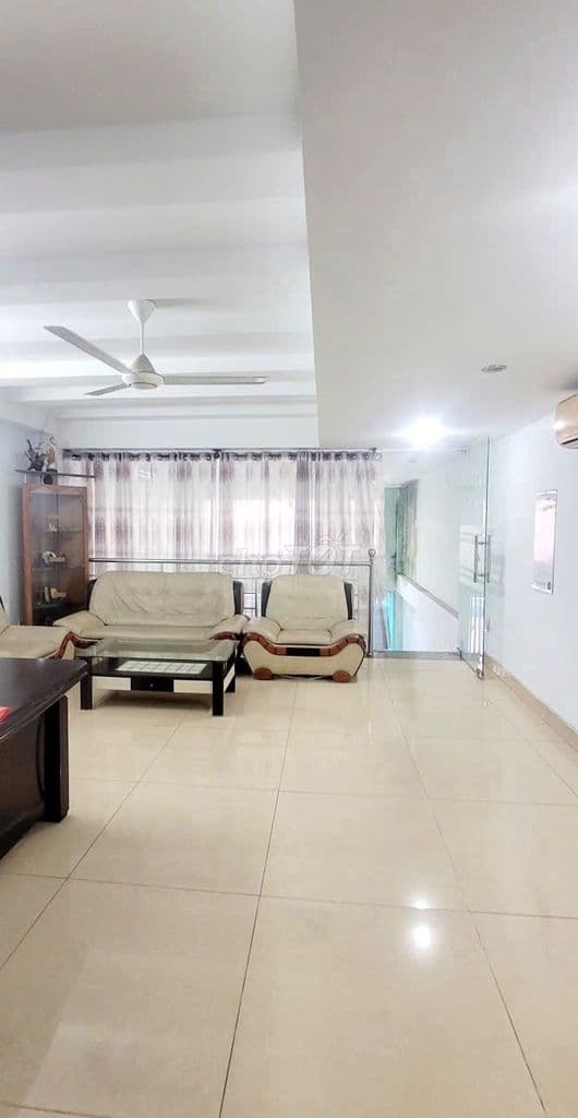 BÁN NHÀ HẺM XE TẢI ĐƯỜNG BÀNH VĂN TRÂN QUẬN TÂN BÌNH