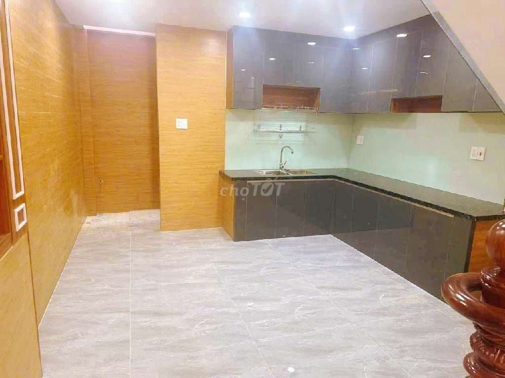 Nhà Trường Chinh - Chế Lan Viên, Hẻm ôtô, Dt 4x15m, 2 tầng, Giá 5.x tỷ - Ảnh 2
