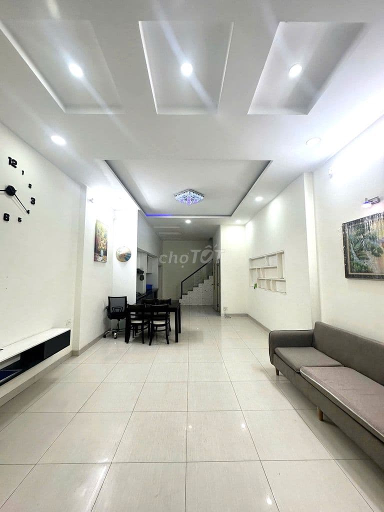 Hiếm Có Nhà 4tầng Hiệp Bình Phước 4PN Gần Vạn Phúc City Hẻm Ô Tô Rộng