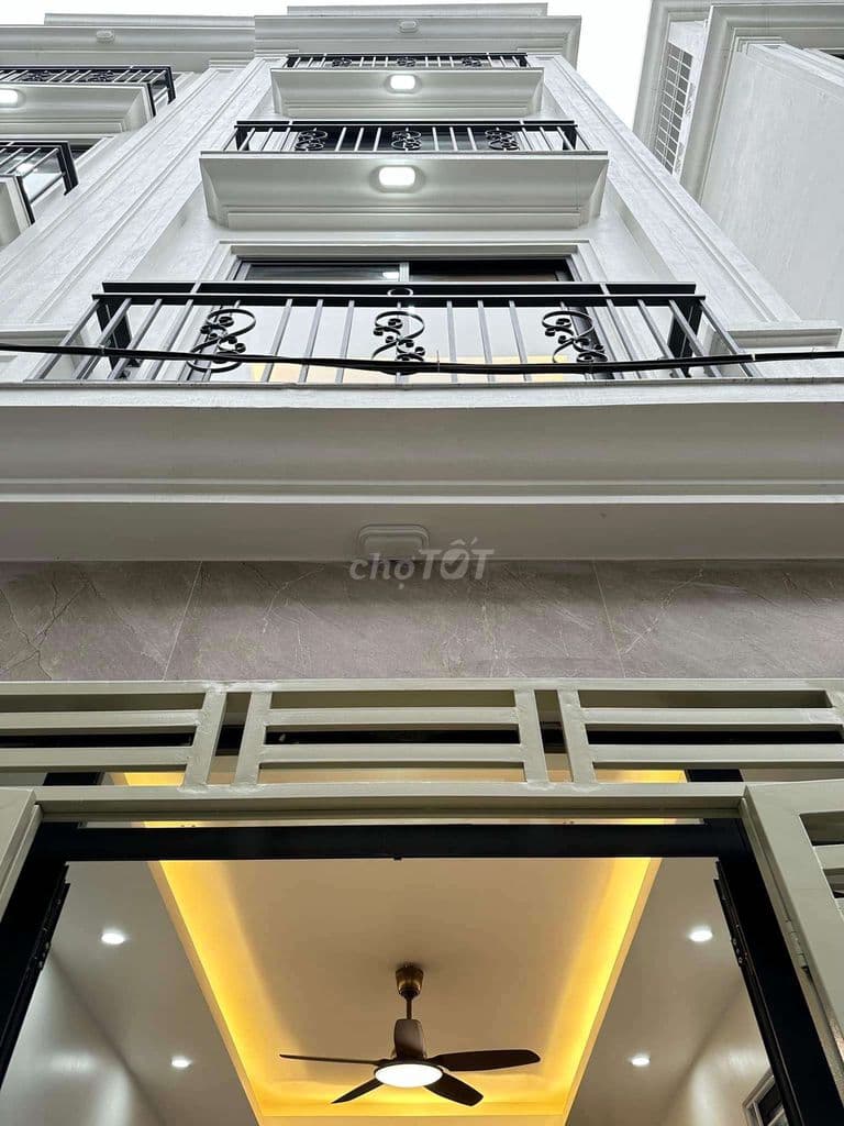 nhà lai xá xây đơn lập 200m ra qlo 32 chợ lai xá