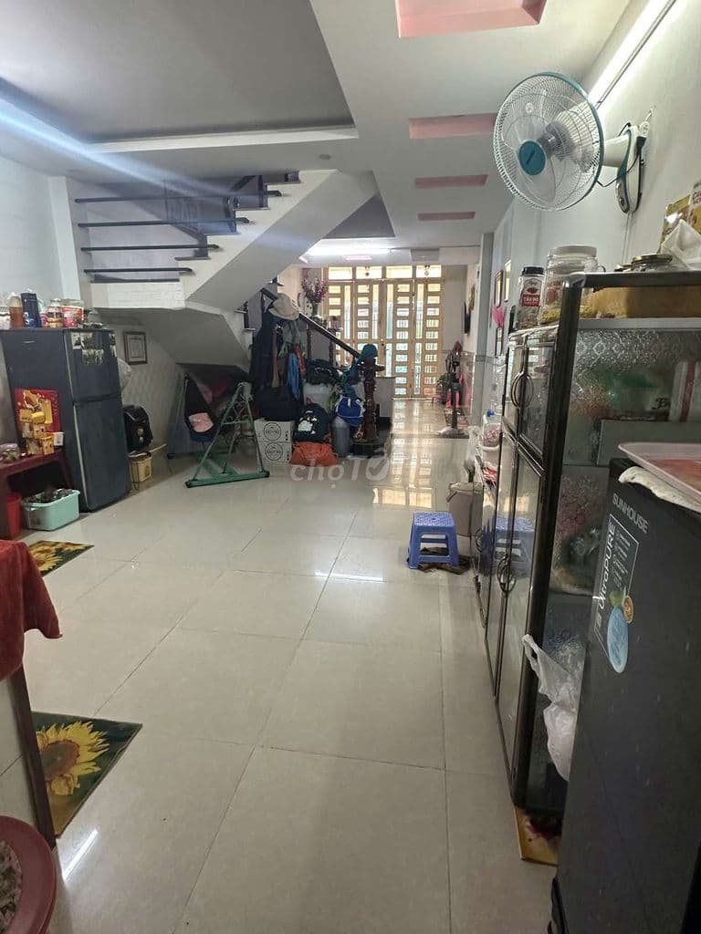 Bán Nhà 3 Tấm Ngay Chợ Bình Trị Đông