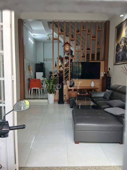 bán nhà hẻm 3m Quận 9 giá 4.2 tỷ